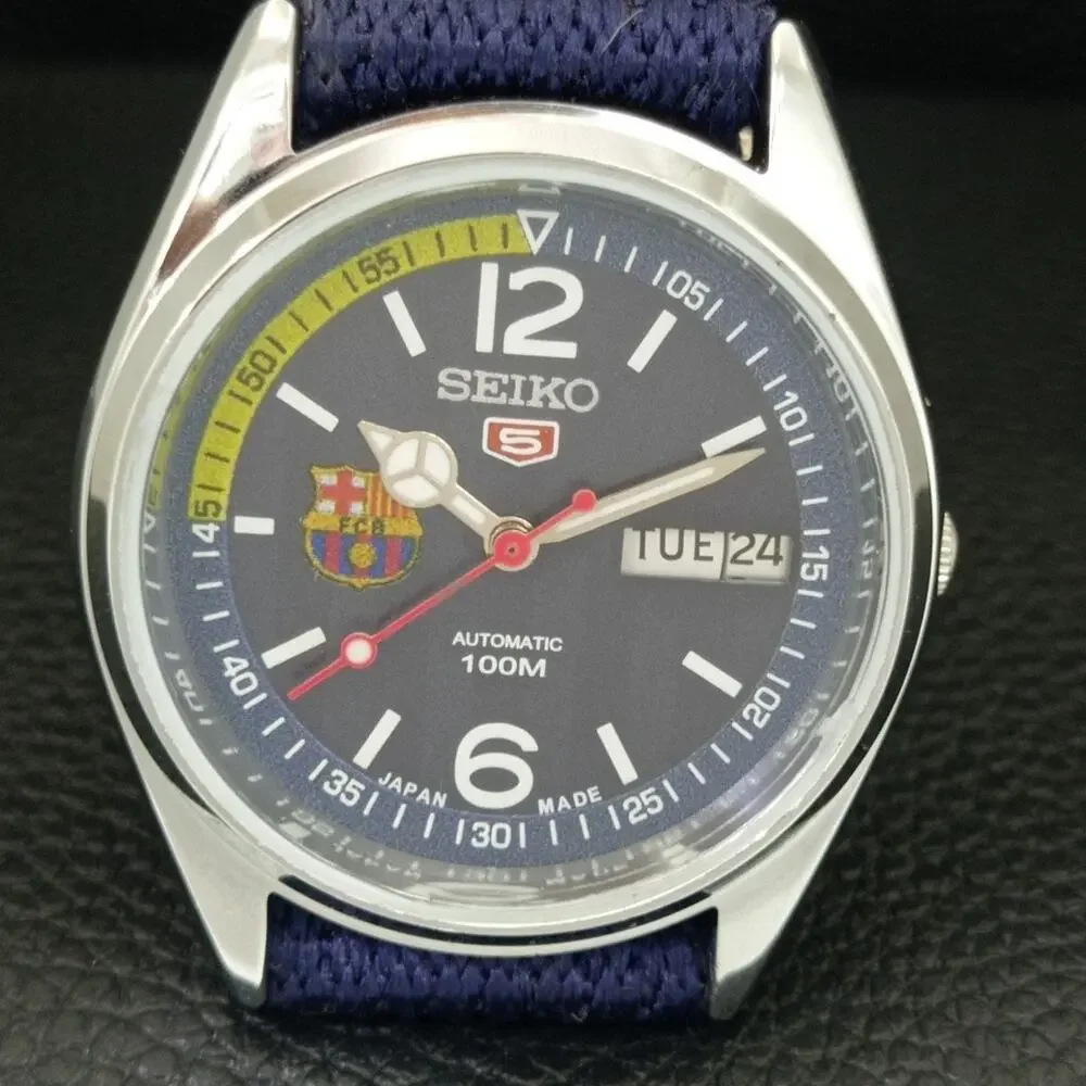 Vintage 1971 FCB Seiko Automatic Mens Silver Watch W/daydate & FCB accents